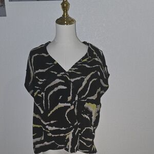 DKNY Black Abstract Pattern V-Neck Blouse with White and Yellow Accents